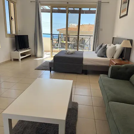 公寓 Modern With Pool And Balcony Hillside And Sea Views For Business Or Leisure Travellers