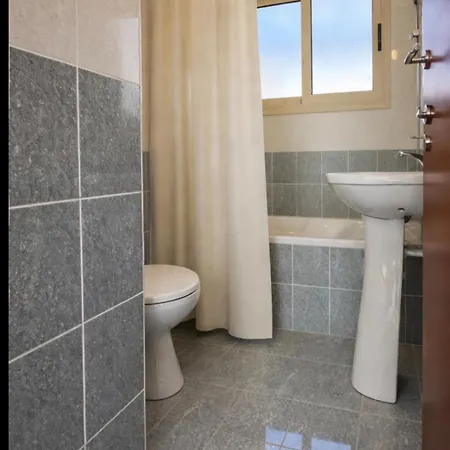 Apartment In Peaceful Village With Pool, Balcony Hillside And Sea Views *
