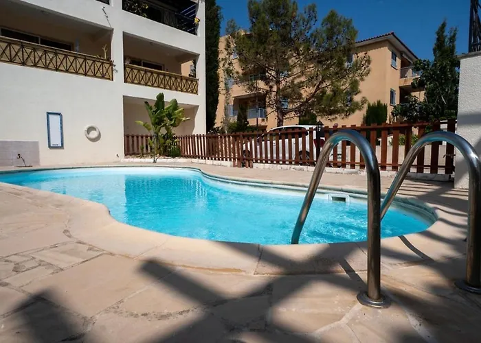 アパート Modern With Pool And Balcony Hillside And Sea Views For Business Or Leisure Travellers