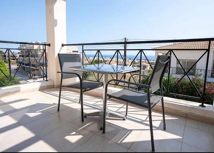 アパート Modern With Pool And Balcony Hillside And Sea Views For Business Or Leisure Travellers *